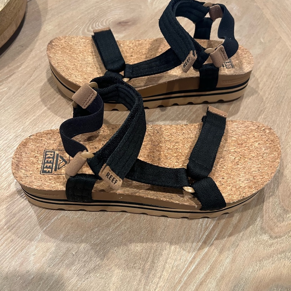 Reef Cushion REM Hi sandal - Picture 5 of 5